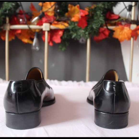 Sultry leather shoes main image 5